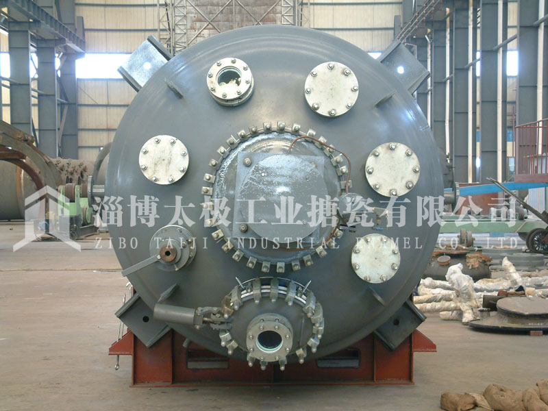 如何挑選適合搪玻璃反應(yīng)罐的電控柜