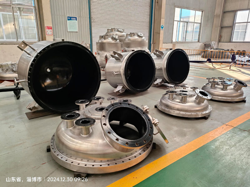 太極制造：不銹鋼噴涂F40反應(yīng)釜，以品質(zhì)與創(chuàng)新征服市場